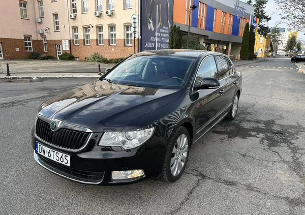 samochody osobowe Skoda Superb cena 39999 przebieg: 173500, rok produkcji 2012 z Wrocław